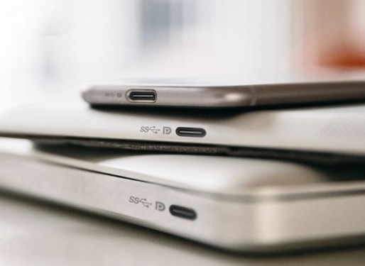 What Is DisplayPort Over USB-C and How Does It Work?